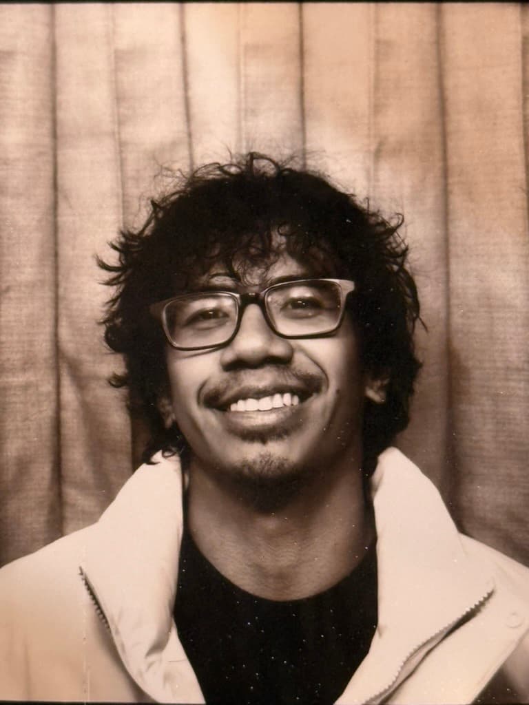 Andrew Amisola — photo booth portrait